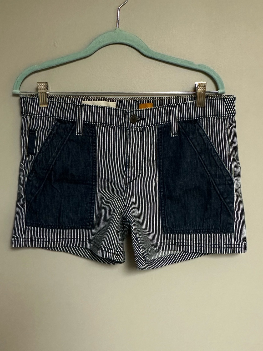 Pilcro Anthropologie Striped Blue and Navy Patch Pocket Women’s Shorts 29